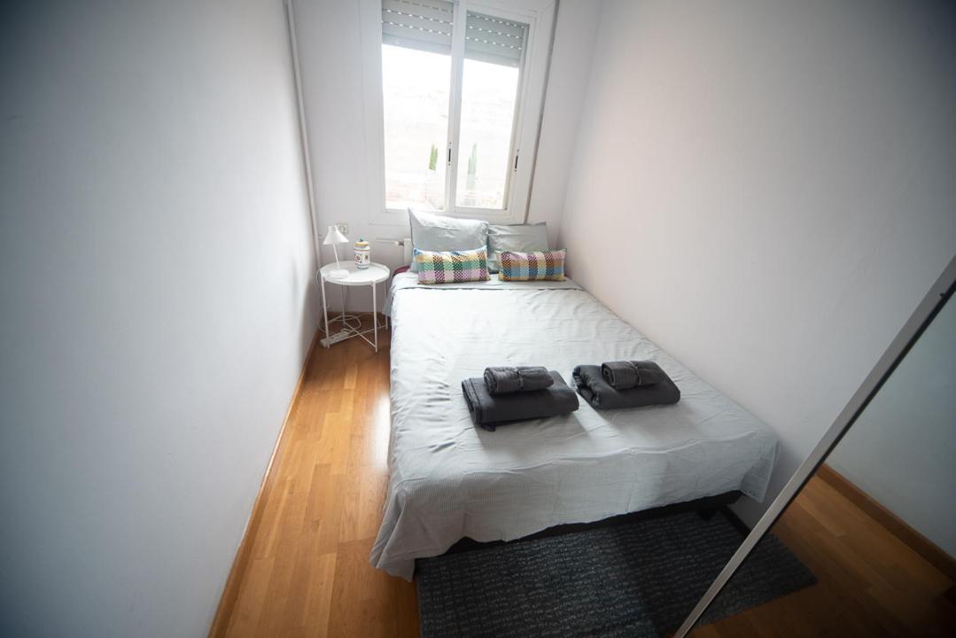 Traditional Rooms In Eixample Барселона Екстериор снимка